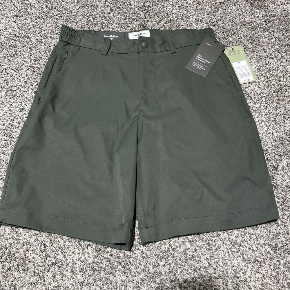 Men’s Goodfellow & Co Flat Front 8 inch Green Size XS NWT